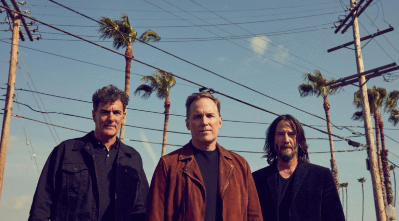 Dogstar: Keanu Reeves baja el volumen del estrellato y sube el del bajo Dogstar: Keanu Reeves baja el volumen del estrellato y sube el del bajo